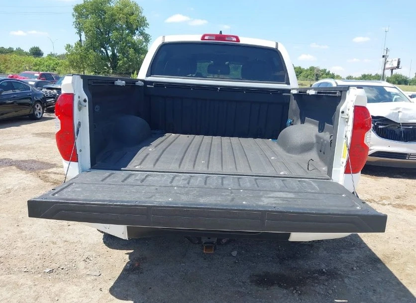 Toyota Tundra  - изображение 8