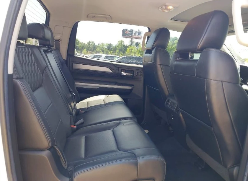 Toyota Tundra  - изображение 10