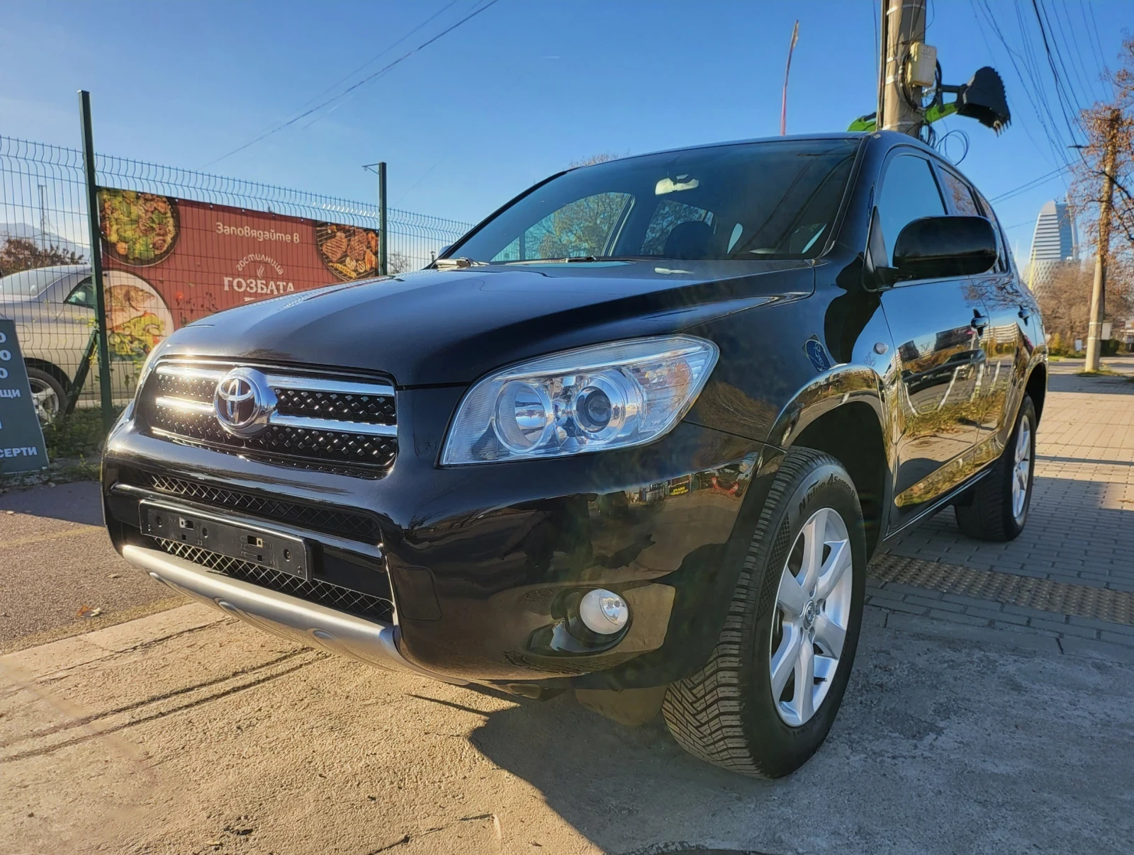 Toyota Rav4 2.0i AWD 152k.s EXECUTIVE  -  ! | Mobile.bg   1