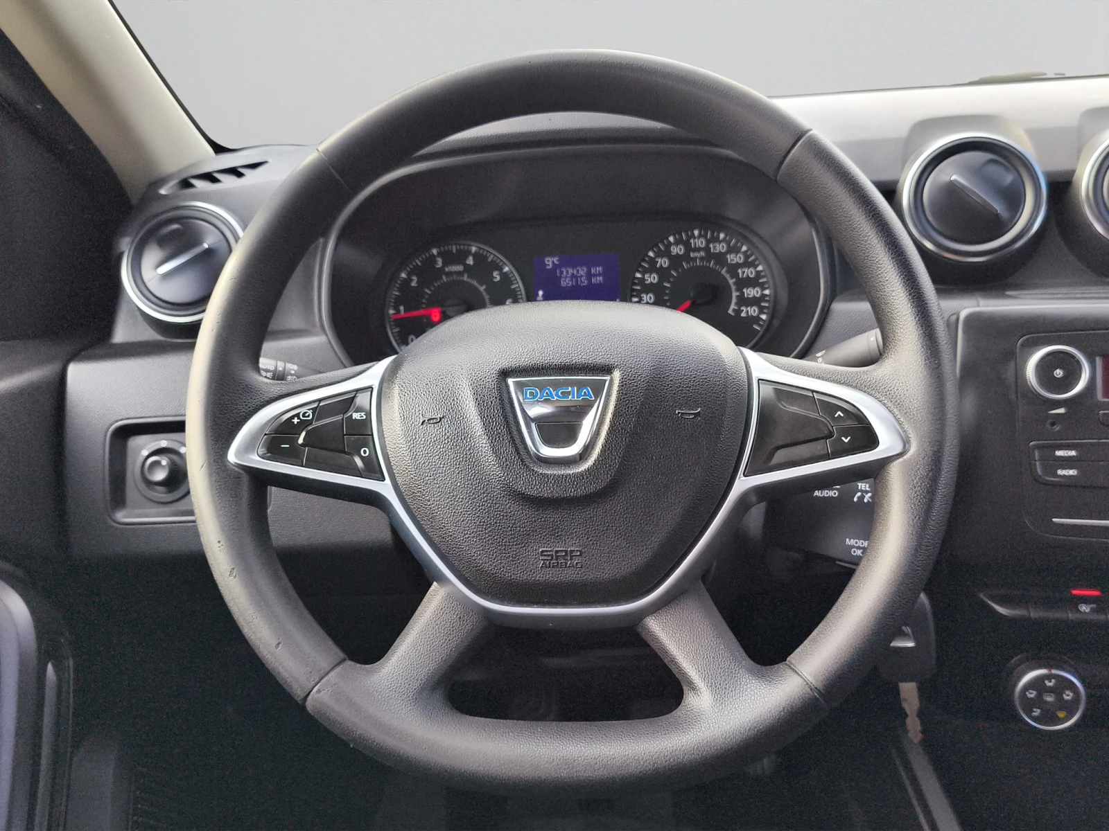 Dacia Duster 1.5dCi 95hp BVM6 E6 // 2107R18 - изображение 10