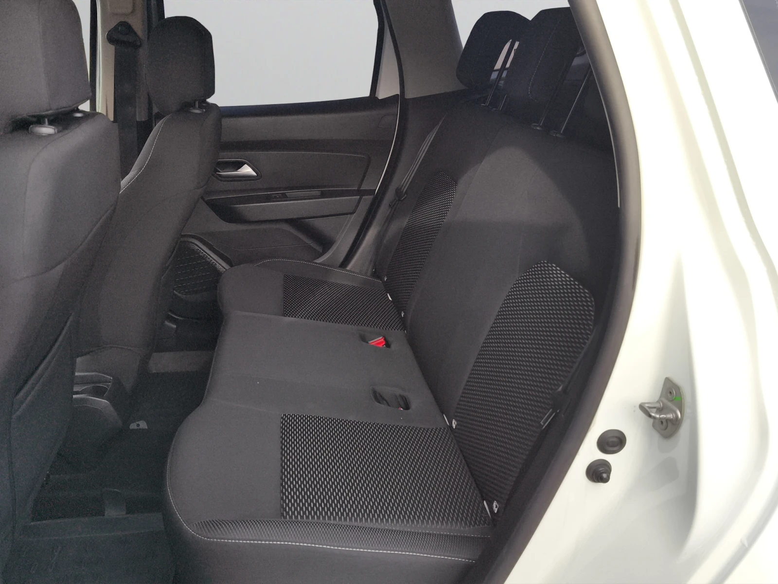 Dacia Duster 1.5dCi 95hp BVM6 E6 // 2107R18 | Mobile.bg � ����������� 12