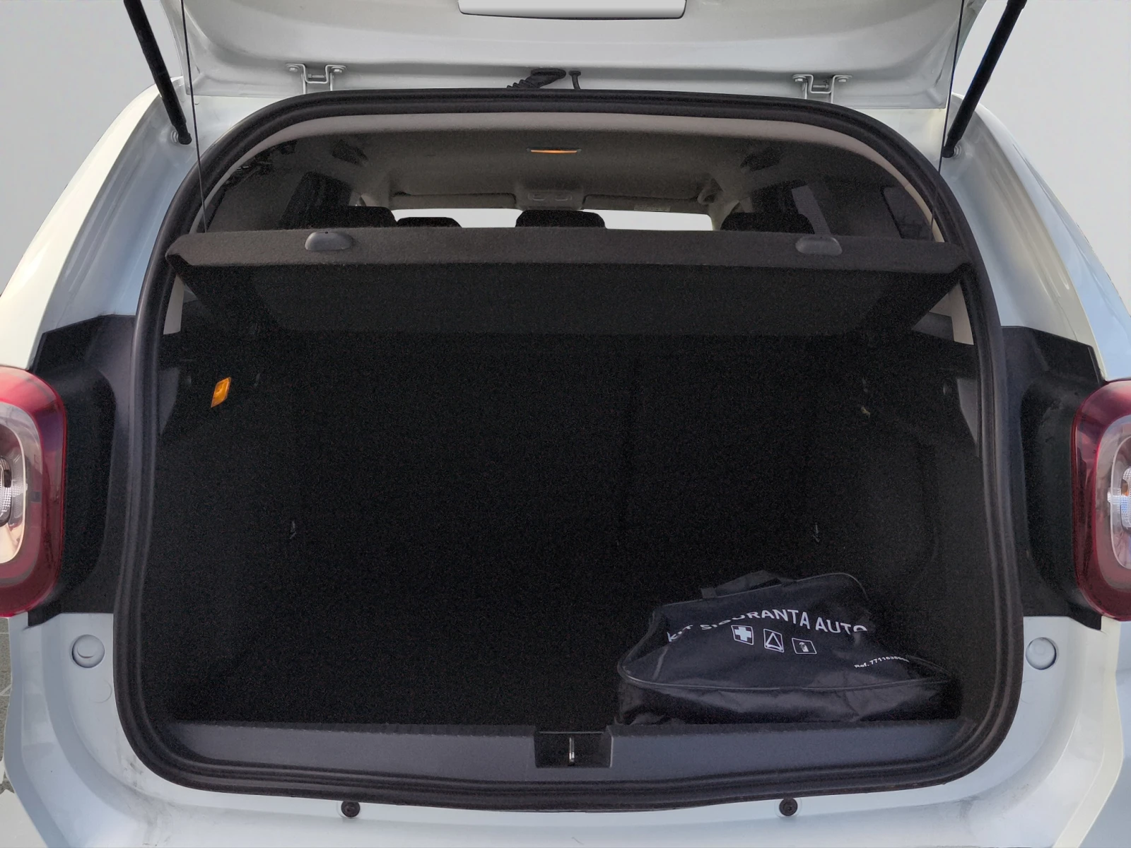 Dacia Duster 1.5dCi 95hp BVM6 E6 // 2107R18 | Mobile.bg � ����������� 14