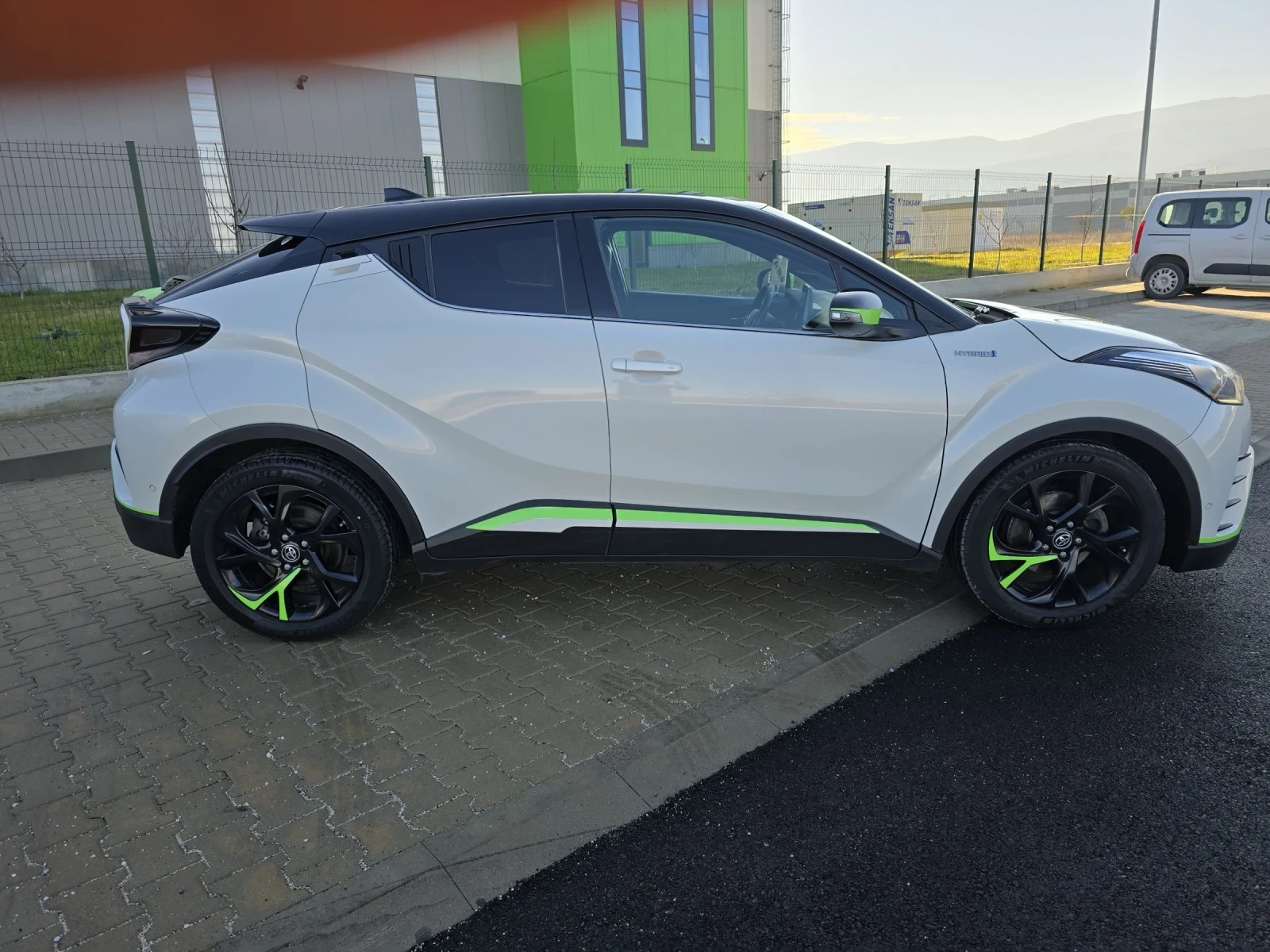 Toyota C-HR C-HR - изображение 4