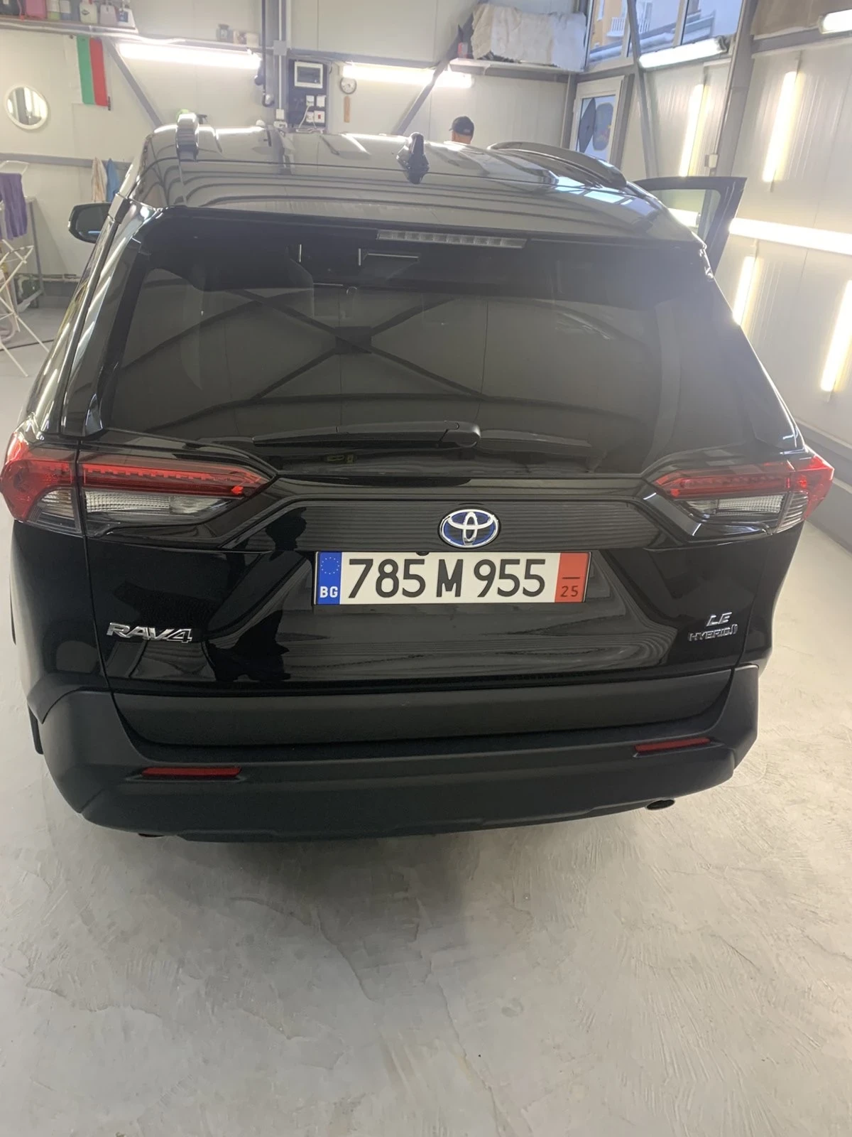 Toyota Rav4 Hibrid - изображение 2