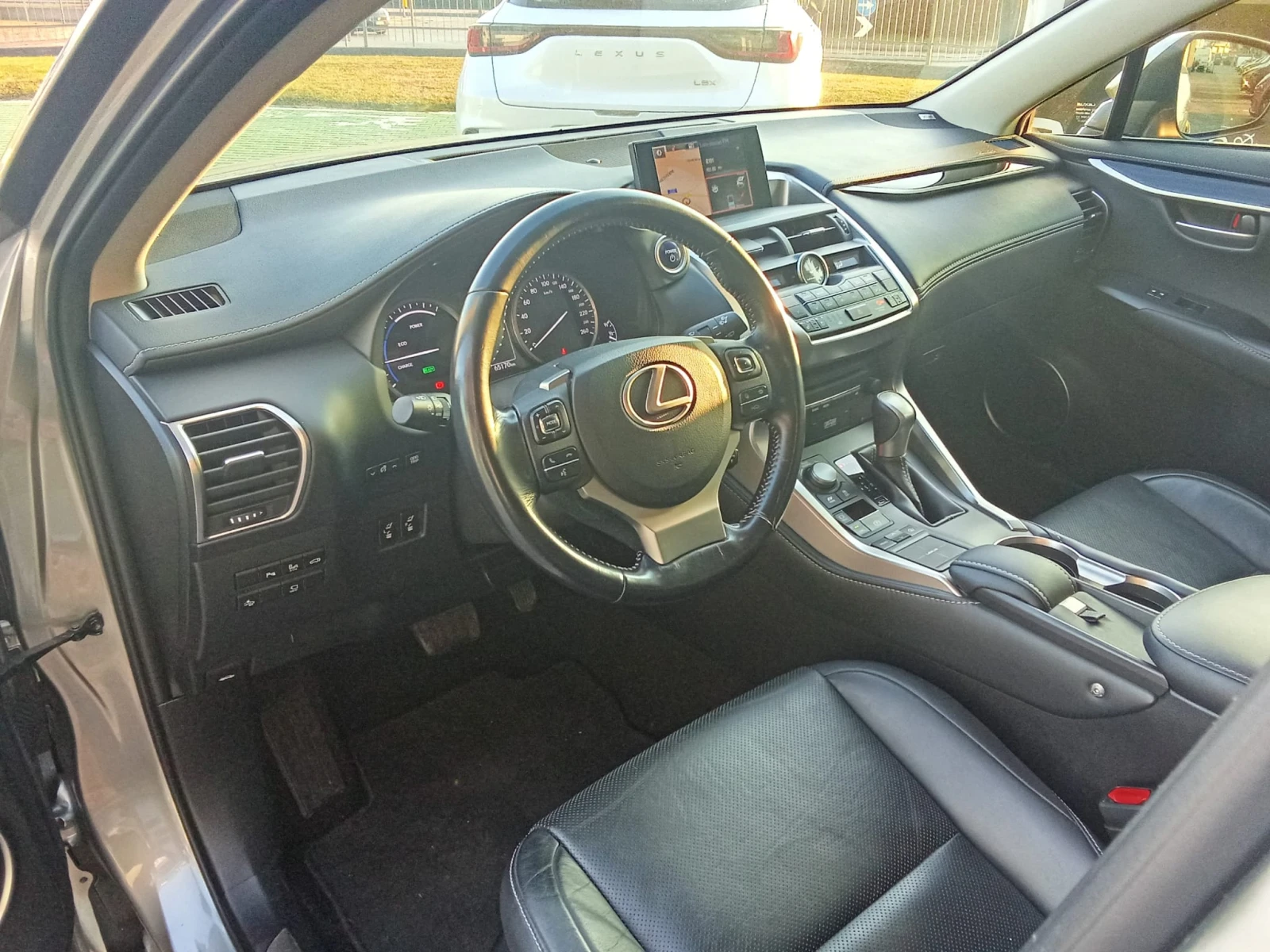 Lexus NX 300h 2.5HYBRID/360 CAMERA/���������/BSM/65.000km!!! | Mobile.bg � ����������� 7