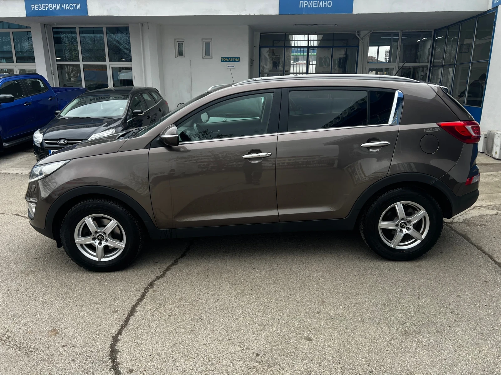 Kia Sportage 1.7CRDI, снимка 2 - Автомобили и джипове - 53964907