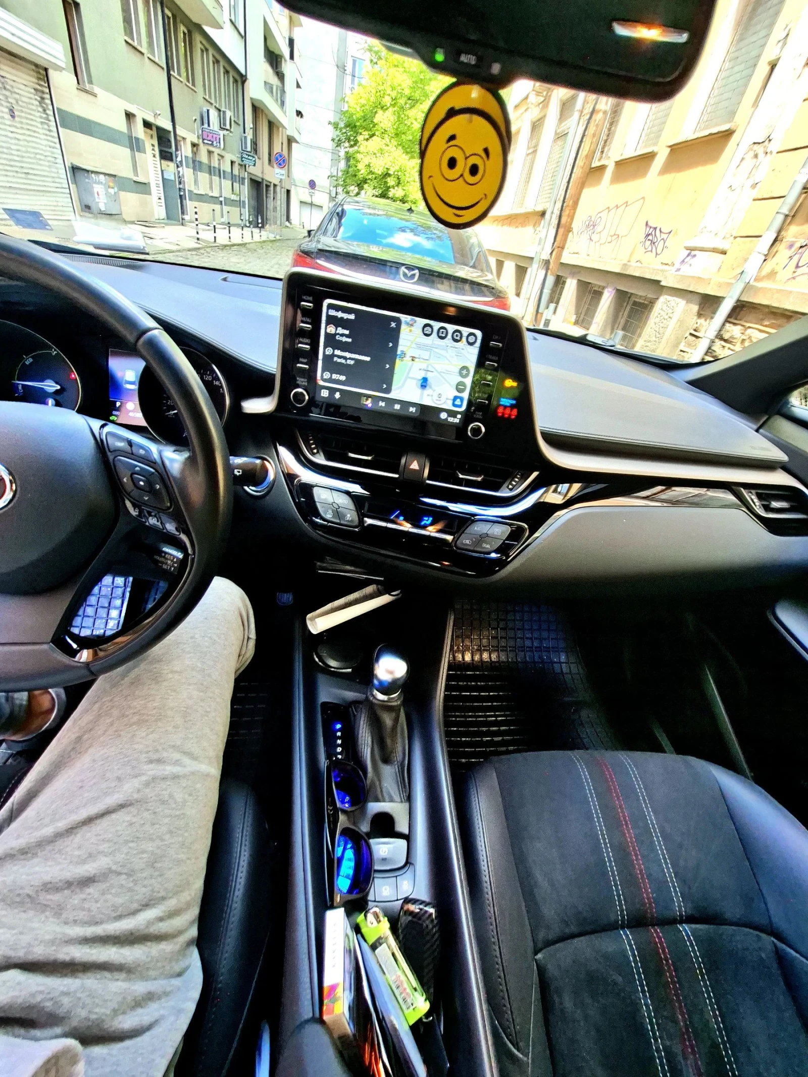 Toyota C-HR, снимка 11 - Автомобили и джипове - 54670476
