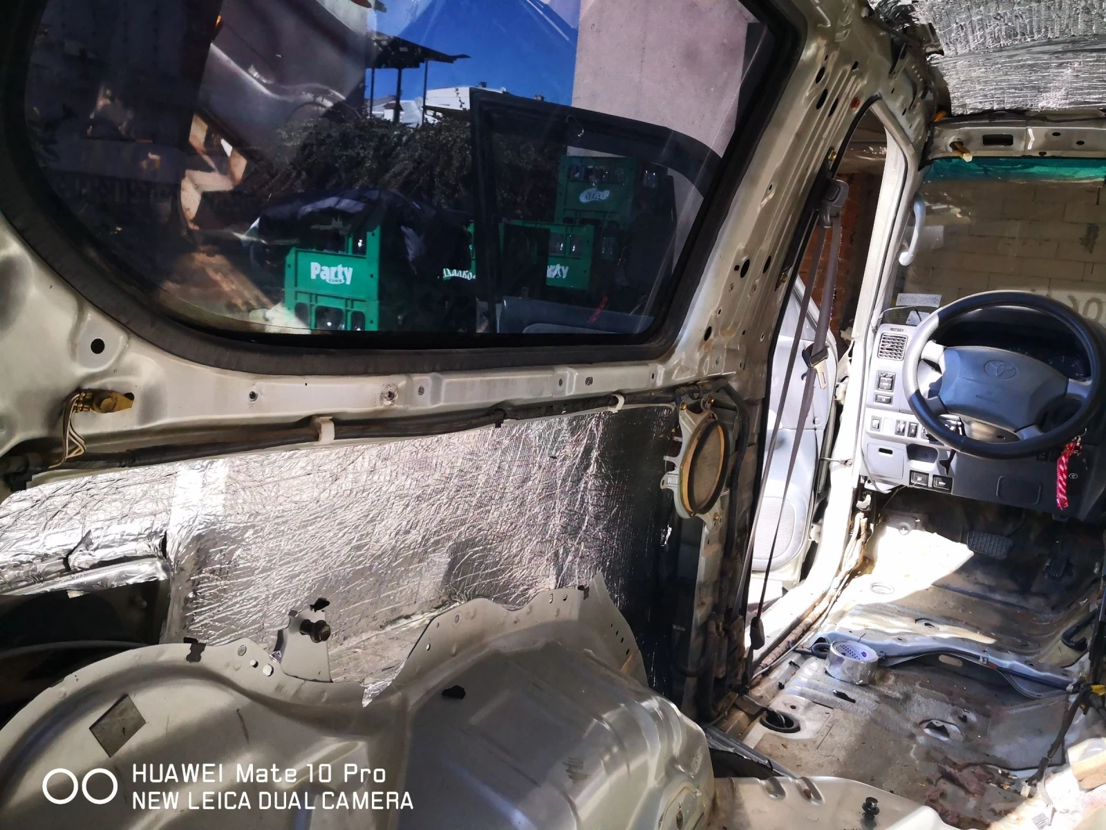 Toyota Land cruiser 3.0 d4d, снимка 14 - Автомобили и джипове - 54697703