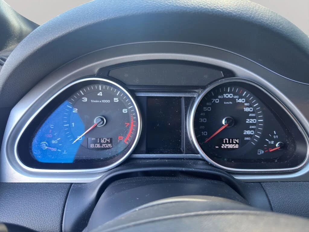 Audi Q7 3.0T QUATTRO VORSPRING EDITION * ПРЕДСТАВИТЕЛСТВО, снимка 9 - Автомобили и джипове - 55022387