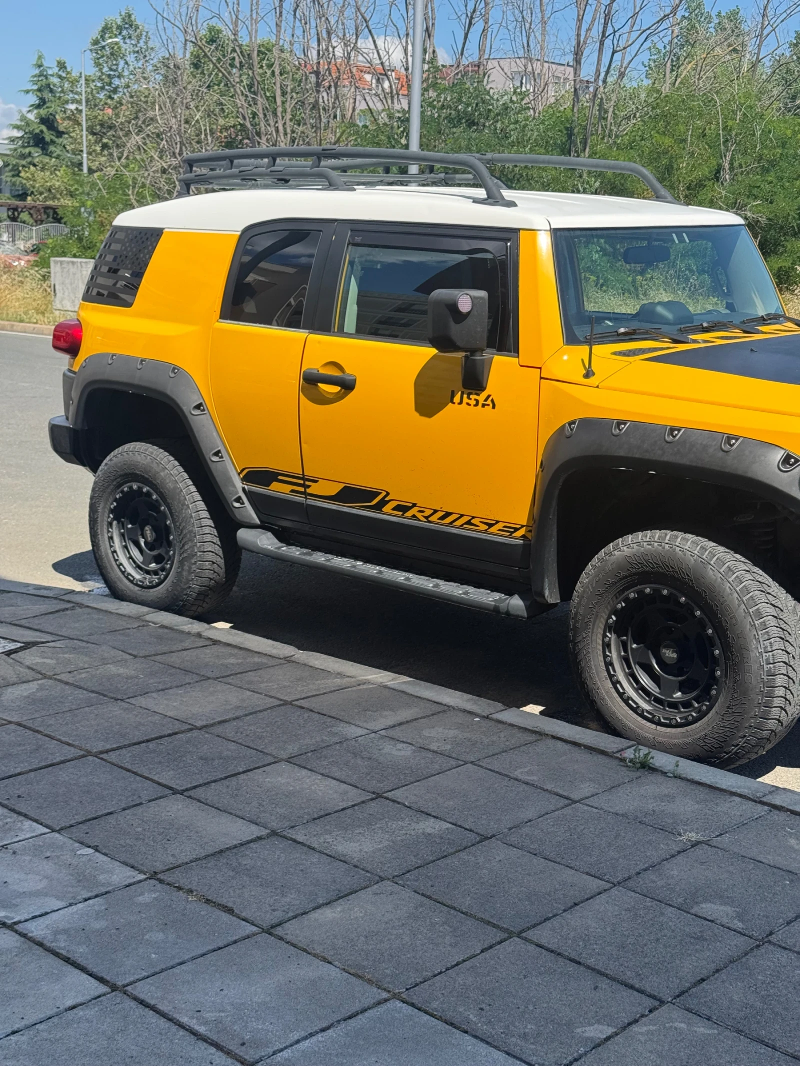Toyota Fj cruiser 4.0 бензин/газ, снимка 2 - Автомобили и джипове - 55276358