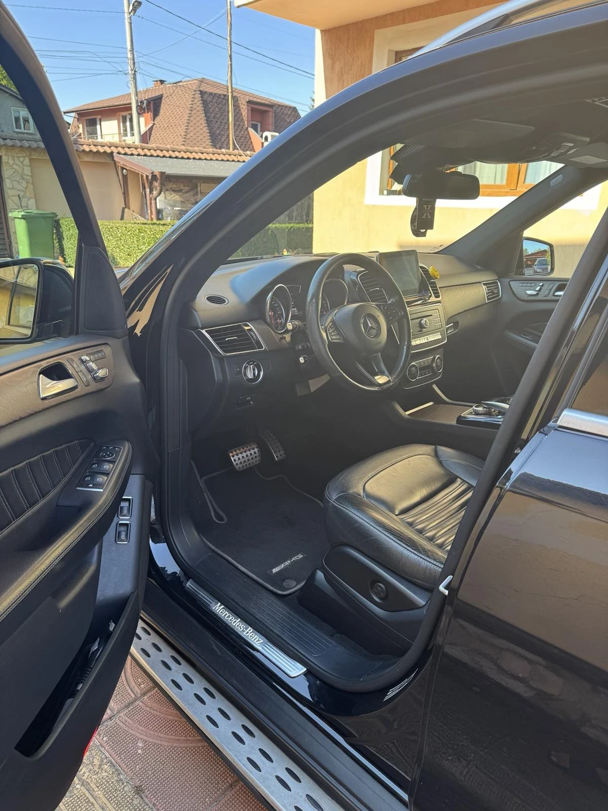 Mercedes-Benz GLE 350, снимка 11 - Автомобили и джипове - 56646205