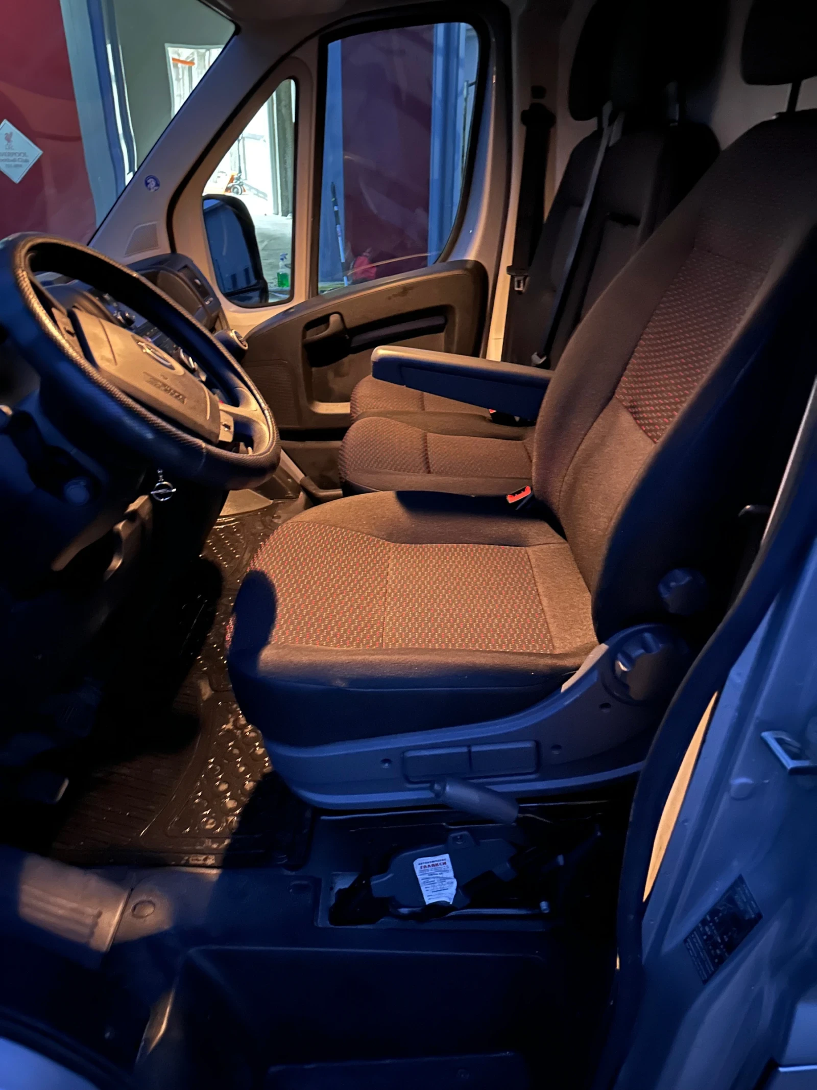 Opel Movano 2.2 L2H2 - изображение 7