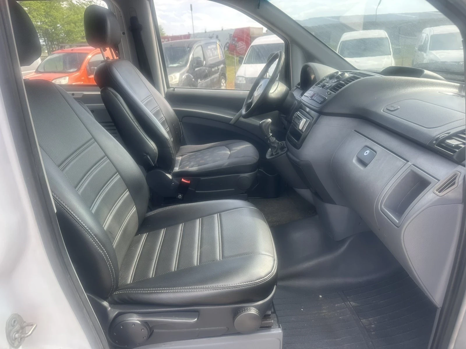 Mercedes-Benz Vito, снимка 10 - Бусове и автобуси - 54543781
