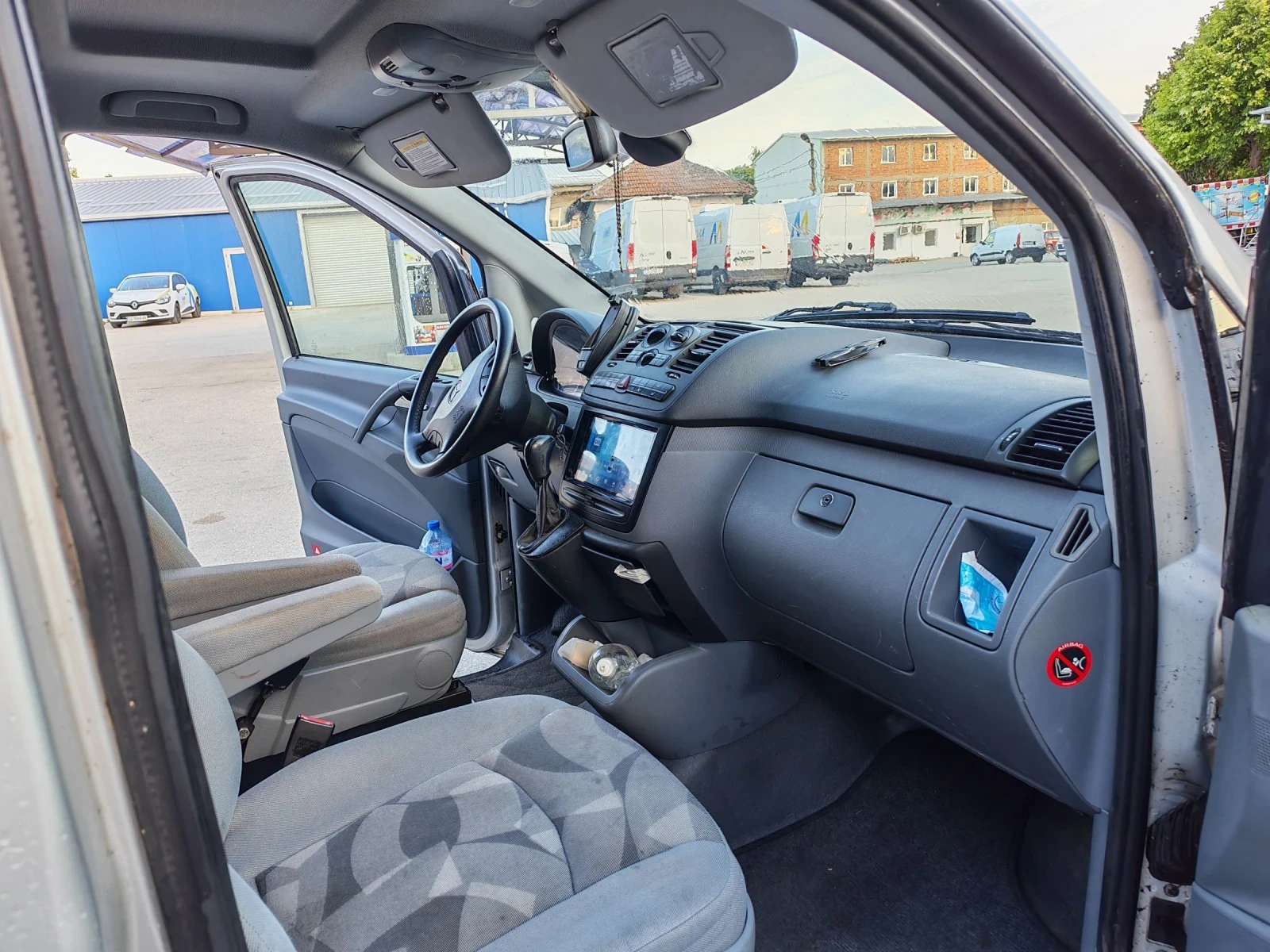 Mercedes-Benz Viano Дълга база, снимка 9 - Бусове и автобуси - 54722139