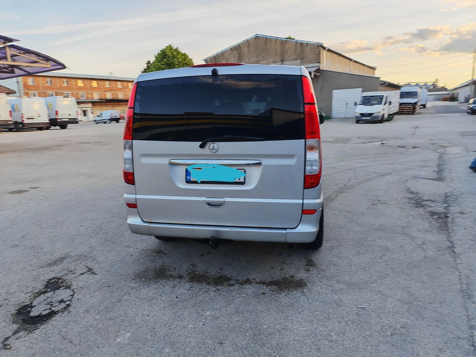 Mercedes-Benz Viano Дълга база, снимка 6 - Бусове и автобуси - 54722139