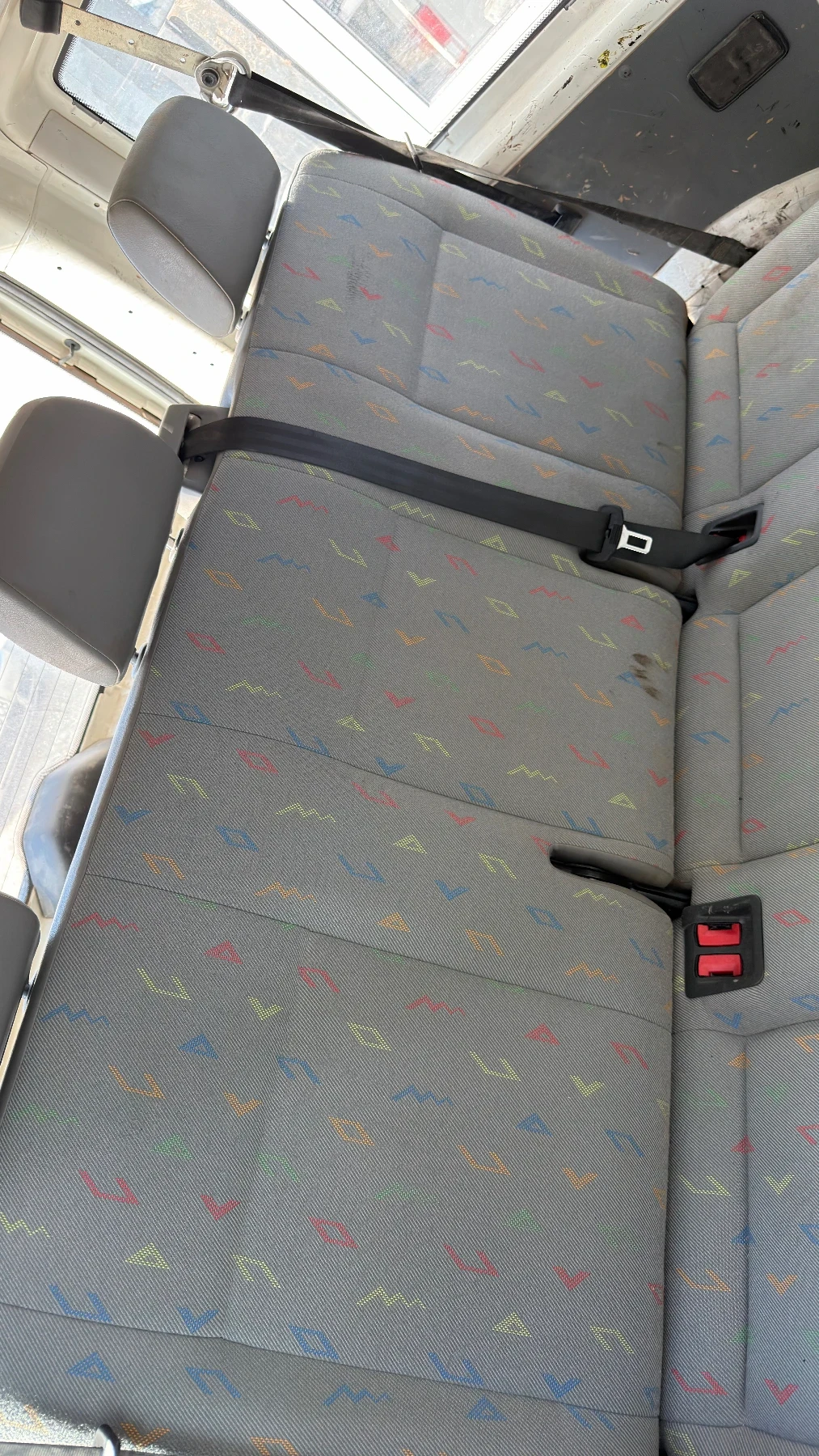 VW T5 1.9 105 коня климатик, снимка 4 - Бусове и автобуси - 54942802