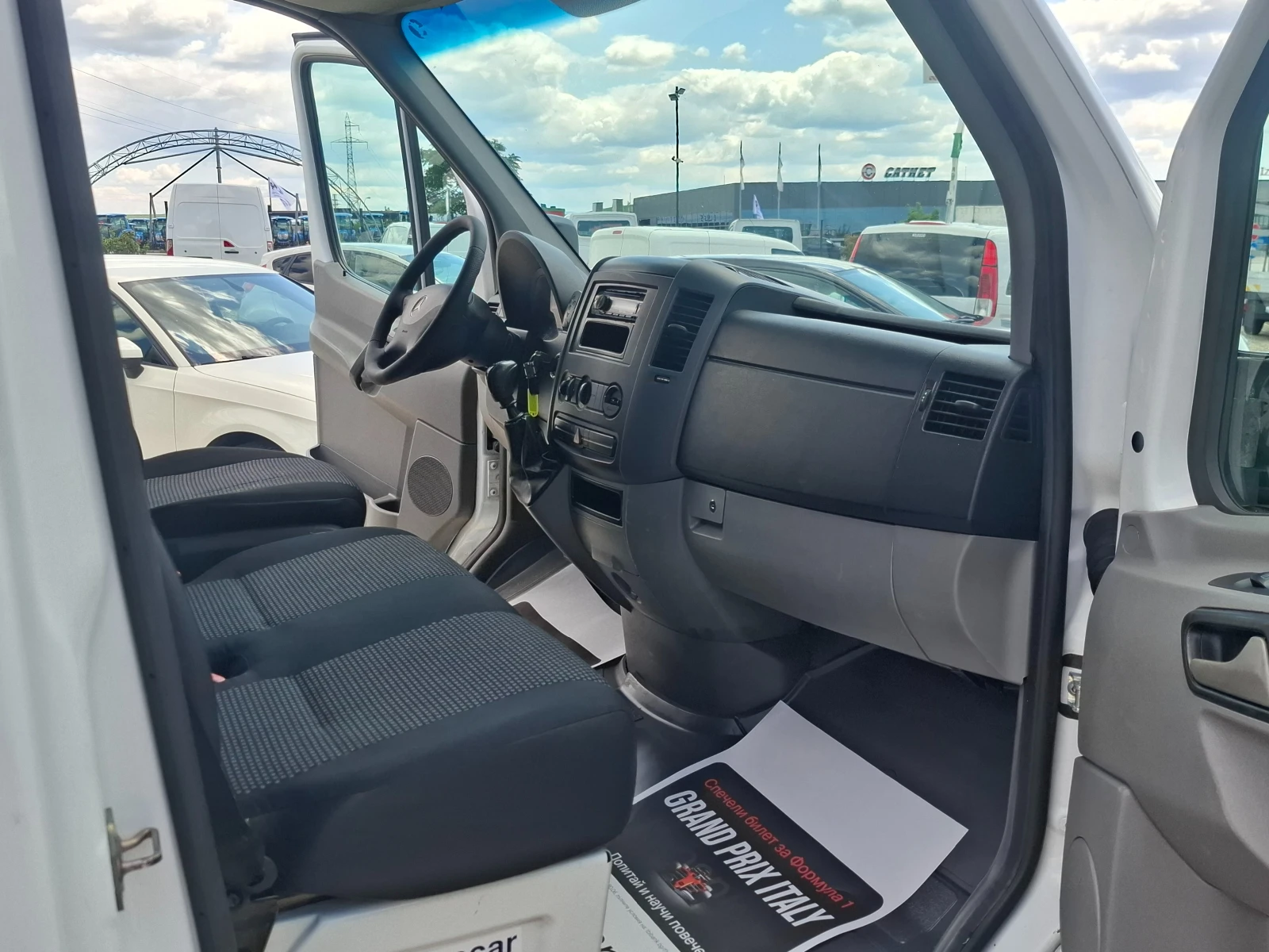 Mercedes-Benz Sprinter 315 CDI/Термоизолиран, снимка 9 - Бусове и автобуси - 55391935