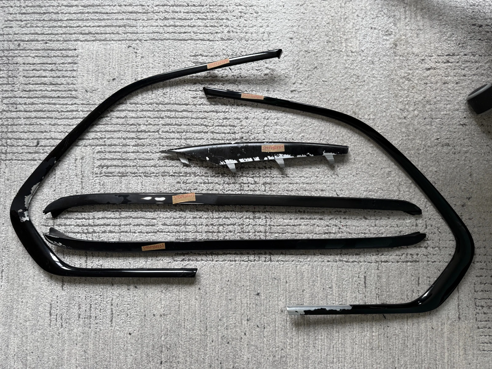 BMW X5 E70 OEM части - бъбреци, window trim, и други, снимка 5 - Части - 54028645