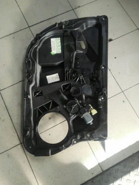 ел машинка стъкло предна лява Форд Фиеста 4вр.,стъклоповдигач