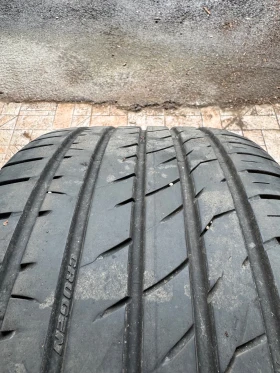Гуми Летни 295/35R21, снимка 2