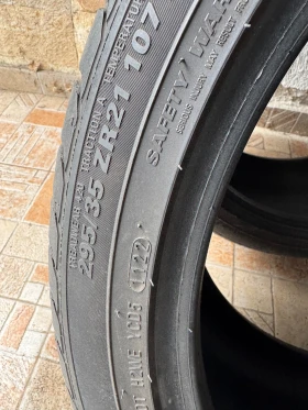 Гуми Летни 295/35R21, снимка 9