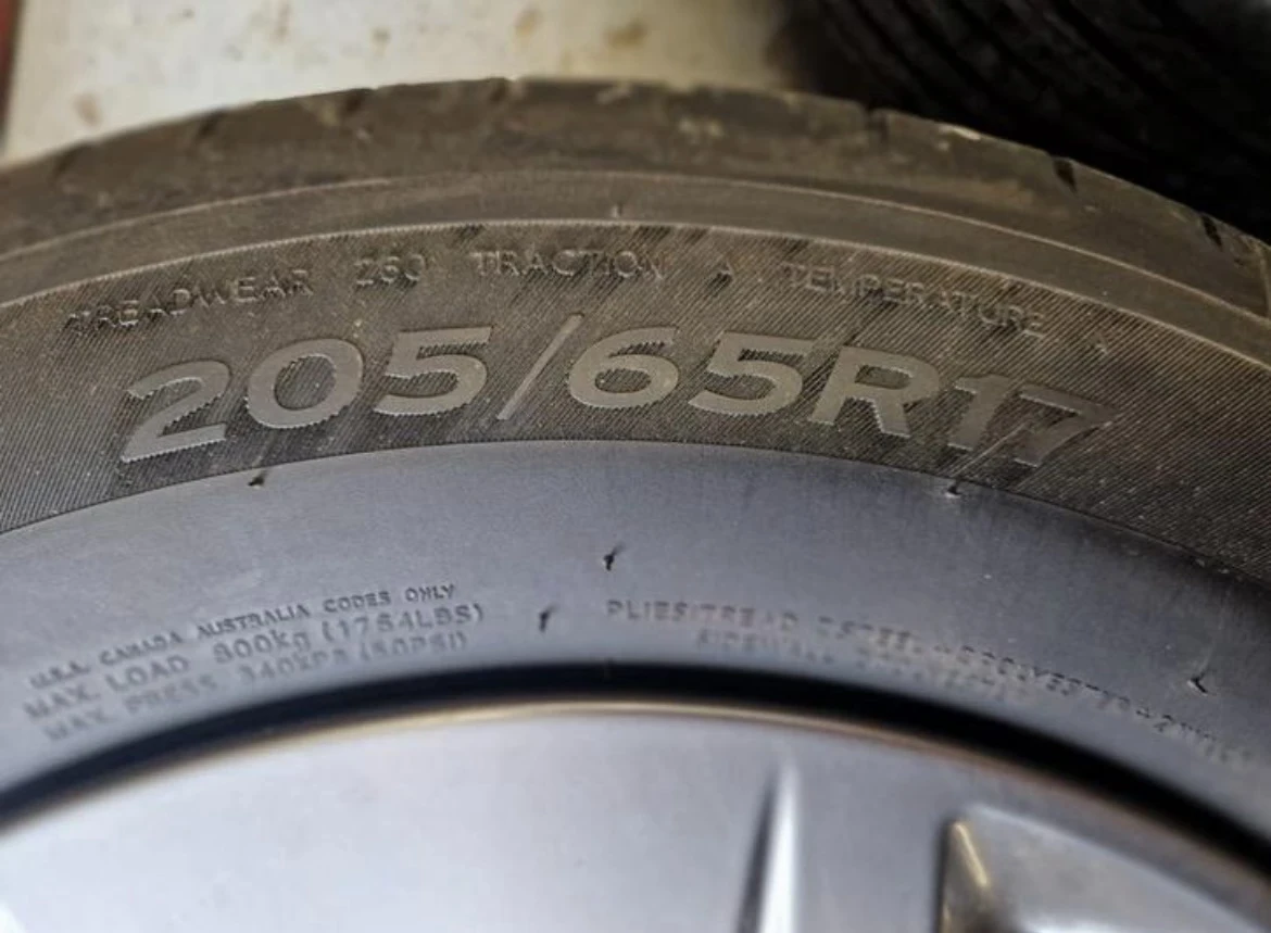    205/65R17  BMW iX1 | Mobile.bg   10
