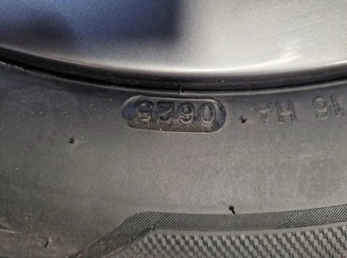    205/65R17  BMW iX1 | Mobile.bg   9