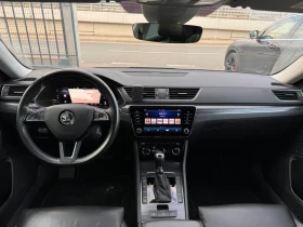 Skoda Superb 2.0TDI ACC Digital Cockpit Facelift Line Assist, снимка 9