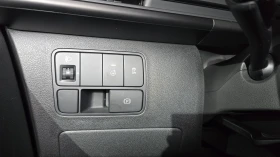 Hyundai Staria L3.5 Tourer 9seater autogeorge.com - 25450 € / 49775.87 лв. - 58684063 16