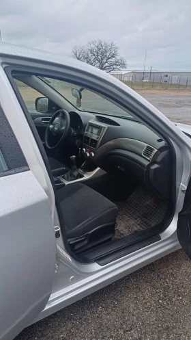 Subaru Impreza - 3500 € / 6845.40 лв. - 76339905 12