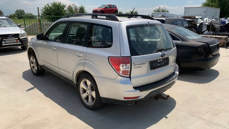 Subaru Forester Subaru Forester 2,0d 4x4 , снимка 5 - Автомобили и джипове - 41504717