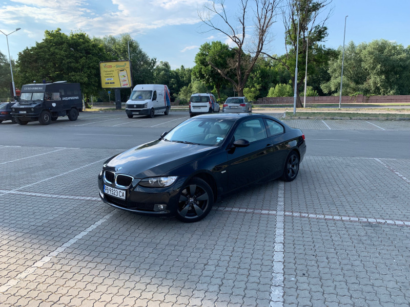 BMW 320, снимка 1 - Автомобили и джипове - 46117989