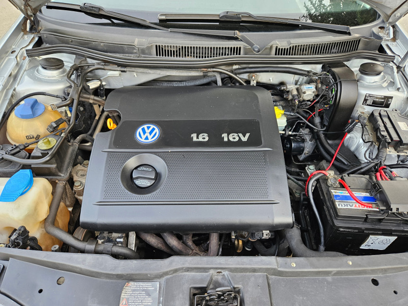 VW Bora 1.6, ГАЗ, Перфектна!!! , снимка 15 - Автомобили и джипове - 46297618