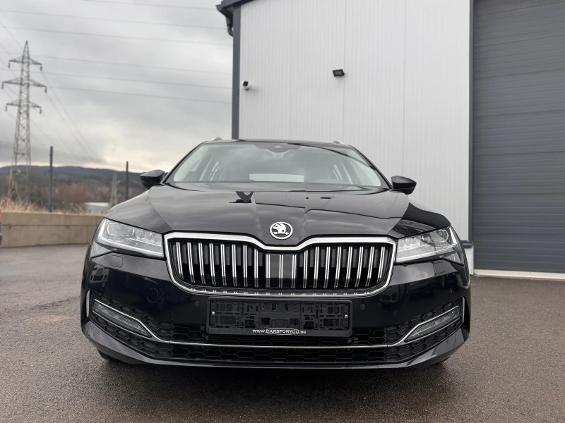 Skoda Superb 2.0TDI ACC Digital Cockpit Facelift Line Assist, снимка 1 - Автомобили и джипове - 47419433