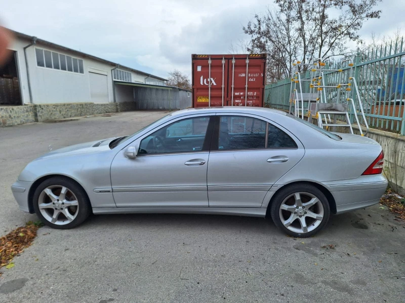 Mercedes-Benz C 320 CDI, снимка 2 - Автомобили и джипове - 48220893