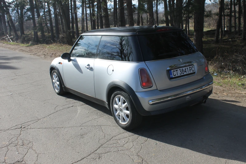 Mini One ИТАЛИЯ , снимка 2 - Автомобили и джипове - 48953792