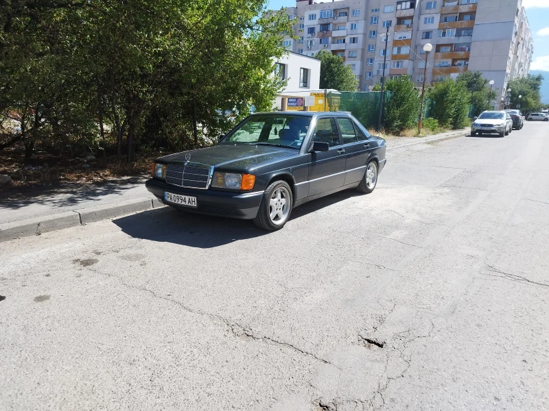 Mercedes-Benz 190, снимка 2 - Автомобили и джипове - 52715443