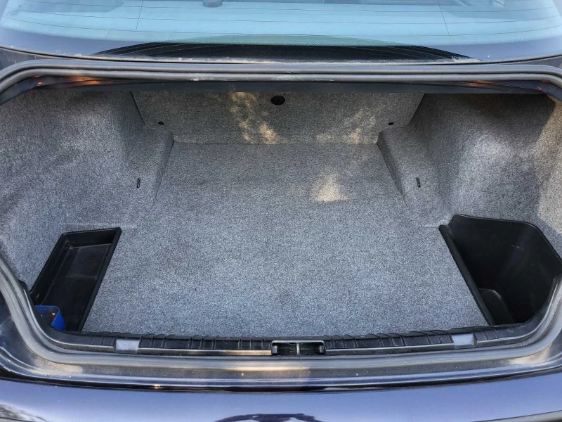 BMW 318 2.0 бензин , снимка 12 - Автомобили и джипове - 52419149