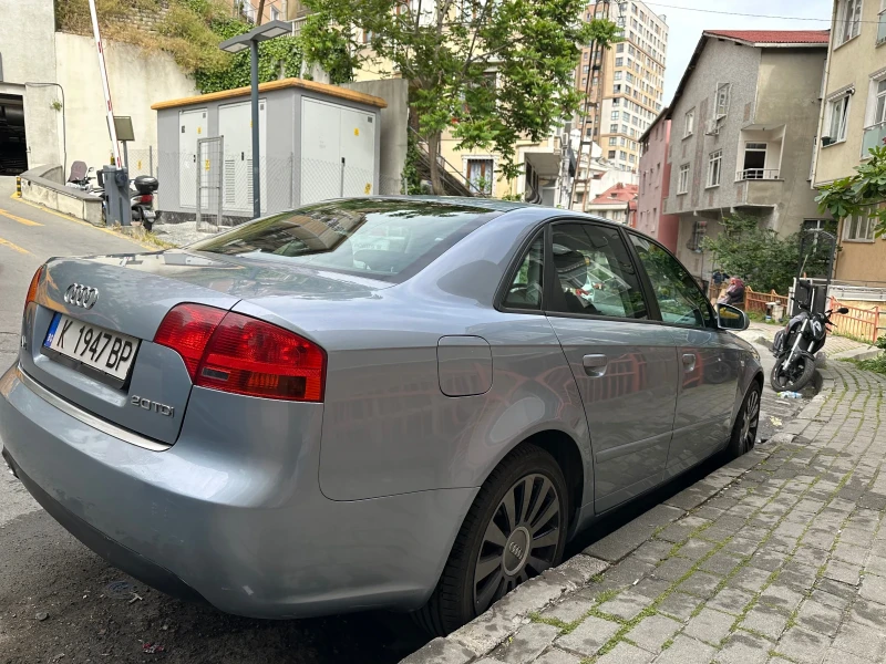 Audi A4, снимка 8 - Автомобили и джипове - 52022307