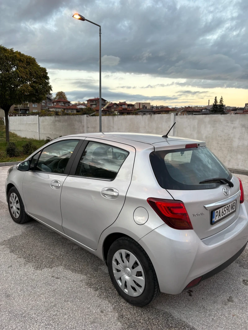 Toyota Yaris, снимка 2 - Автомобили и джипове - 52275463