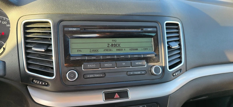 VW Sharan, снимка 12 - Автомобили и джипове - 52811124