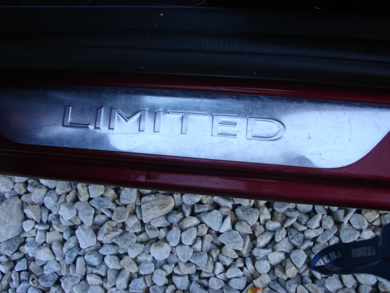 Renault Clio LIMITED, снимка 11 - Автомобили и джипове - 52905656