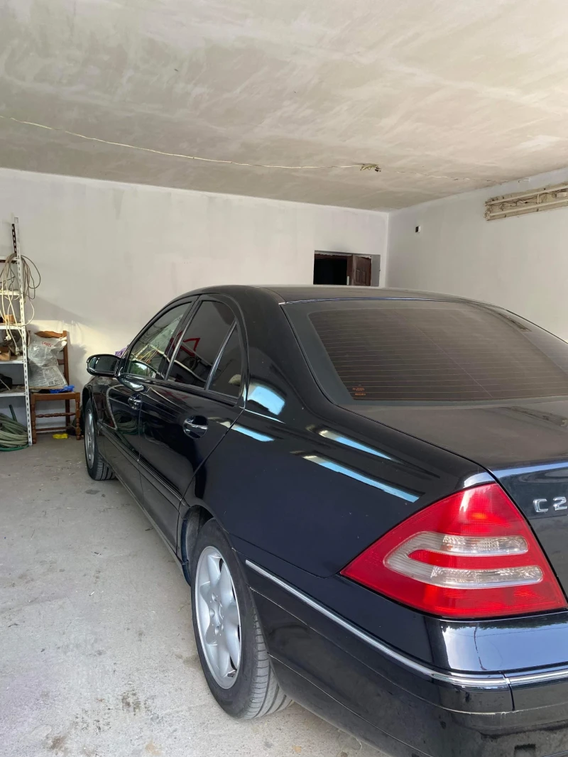 Mercedes-Benz C 270, снимка 2 - Автомобили и джипове - 53234467