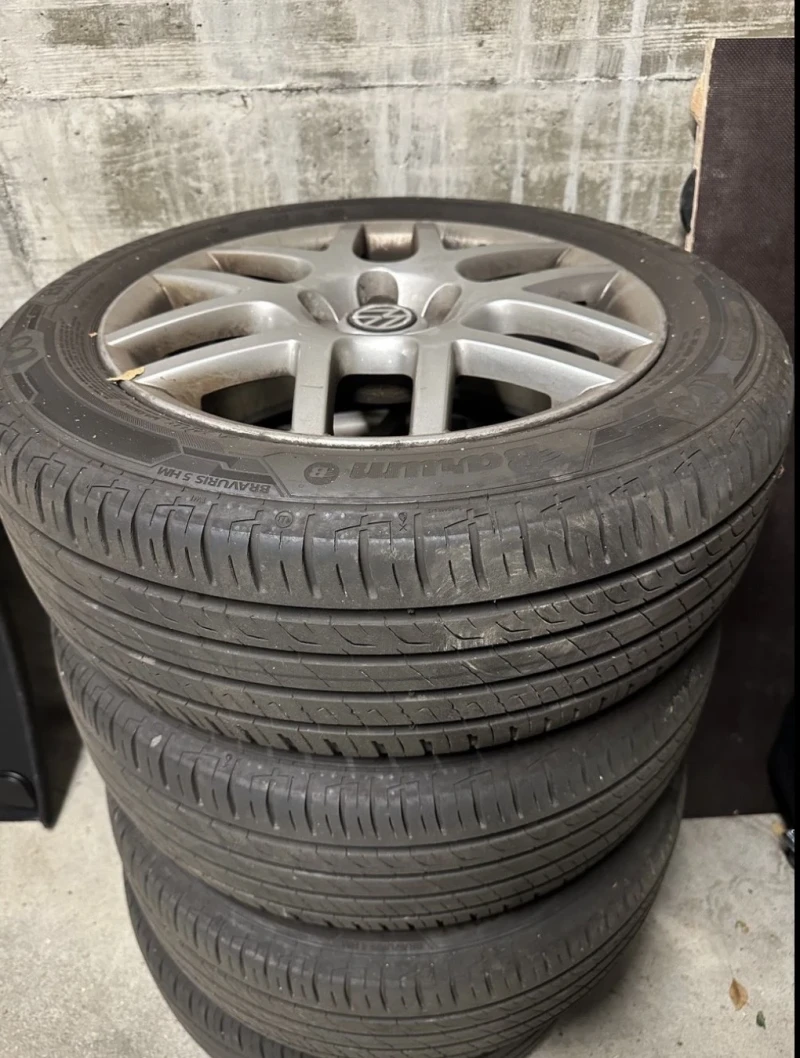 VW Golf 1.8T - GTI - 180к.с. - SWISS - 6 скорости - XENON, снимка 9 - Автомобили и джипове - 53488877