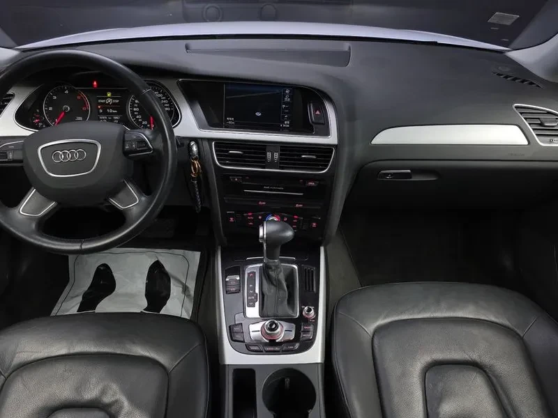 Audi A4 2.0 TDI, снимка 7 - Автомобили и джипове - 53887543