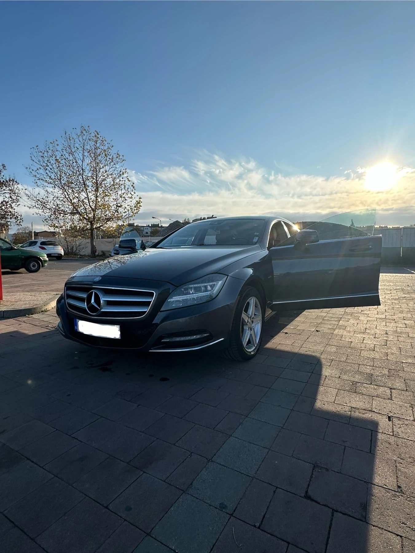 Mercedes-Benz CLS 350 CDI/HARMAN KARDON/LINE ASS/ADAPTIVE/ - изображение 2