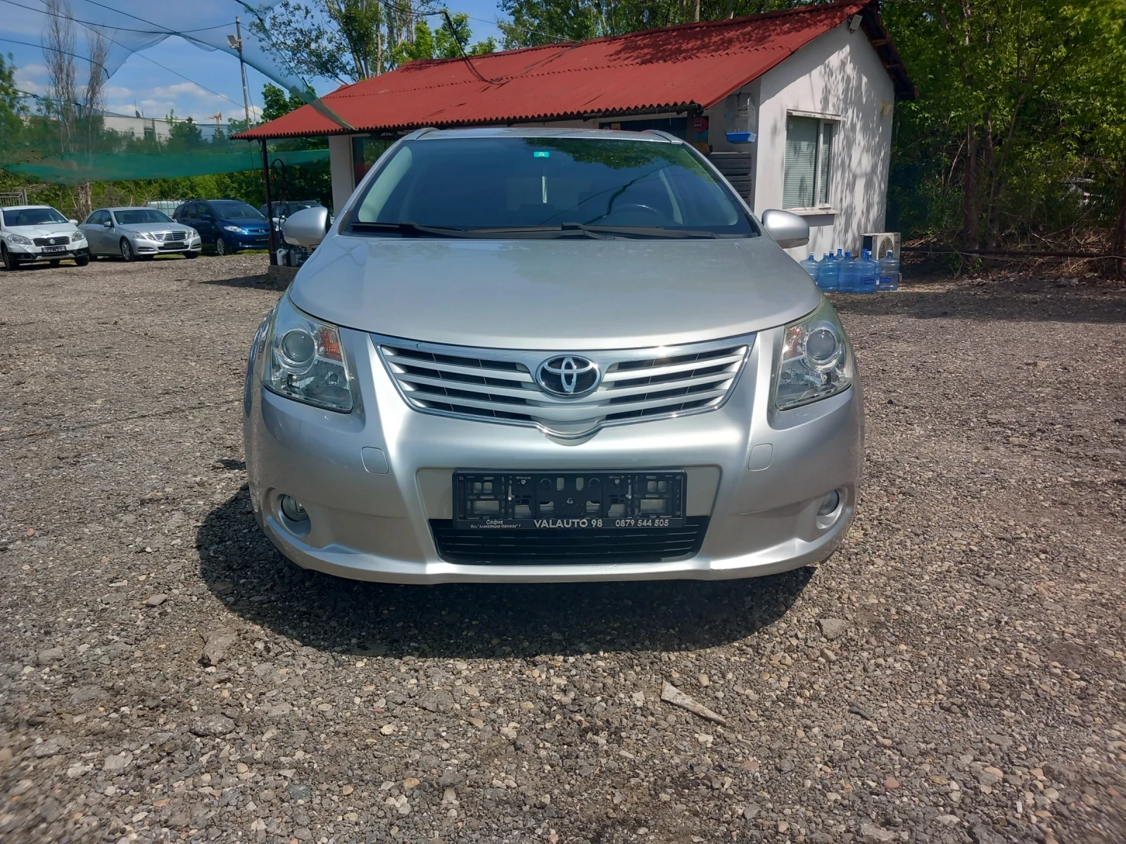 Toyota Avensis 2.0 i  АВТОМАТИК - изображение 2