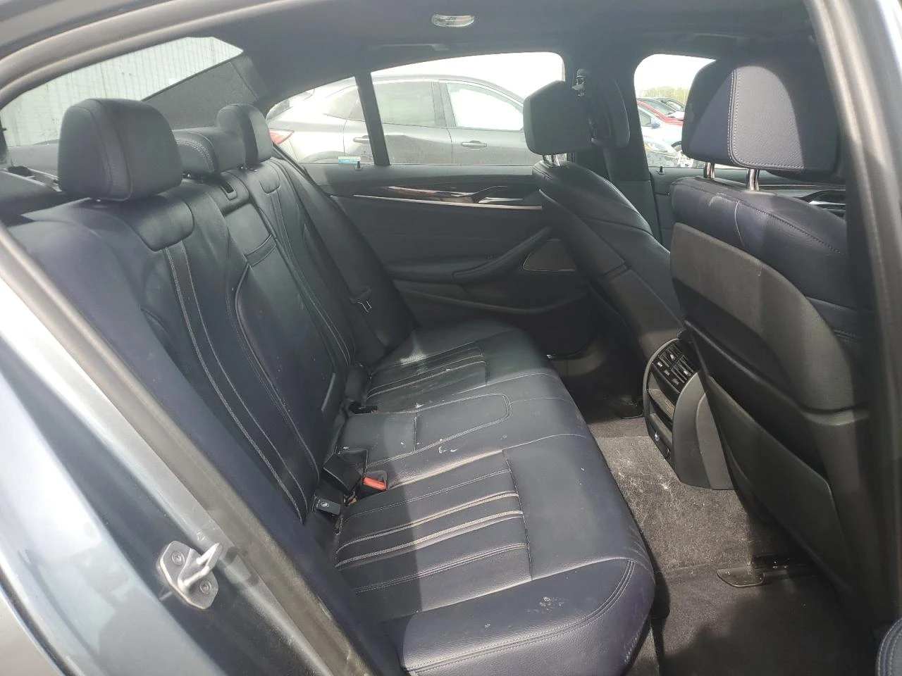 BMW 540 XI* M-PACK* HARMAN* HEADUP* ПАНО* ПОДГРЕВИ - изображение 10