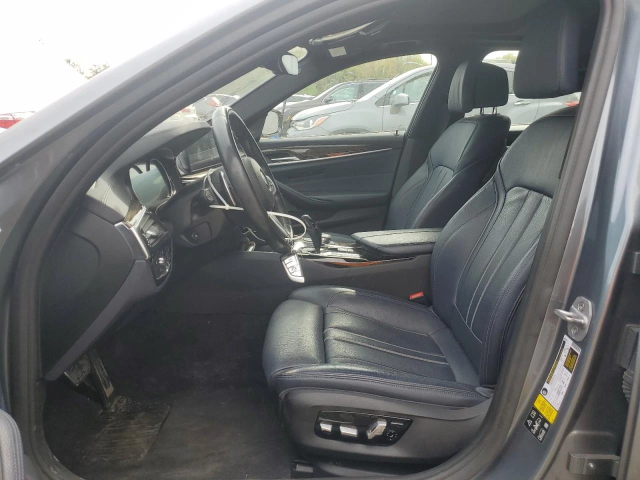 BMW 540 XI* M-PACK* HARMAN* HEADUP* ПАНО* ПОДГРЕВИ - изображение 7