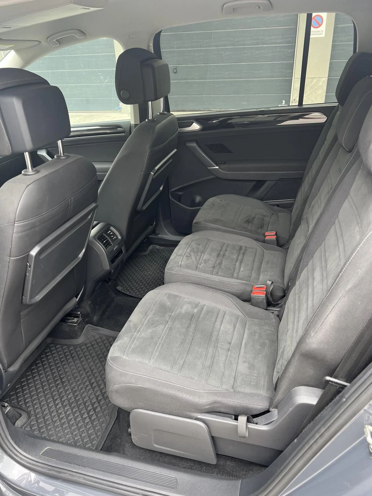 VW Touran Touran Highline 2.0 TDI SCR  DSG - изображение 7